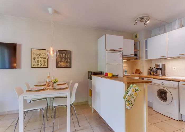 Imperia Ap4490 By Riviera Homes * Nice